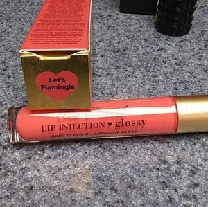 Sold too faced lip plumper